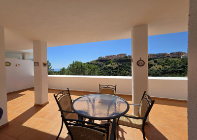2 Bedroom Ground Floor Apartment in Calahonda - Image 1