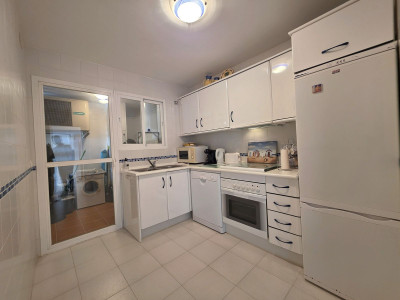 2 Bedroom Ground Floor Apartment in Calahonda - Image 4