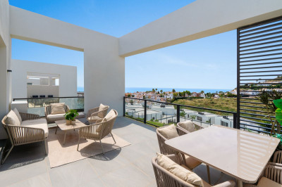 3 Bedroom Semi-Detached House in Riviera del Sol - Image 3