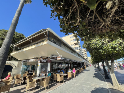 4 Bedroom Penthouse in Marbella - Image 1