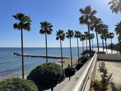 4 Bedroom Penthouse in Marbella - Image 4