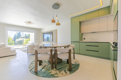 3 Bedroom Ground Floor Apartment in Nueva Andalucía - Image 4