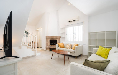 4 Bedroom Townhouse in Benamara - Image 2