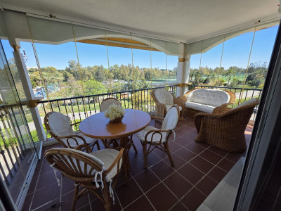 3 Bedroom Middle Floor Apartment in Nueva Andalucía - Image 5