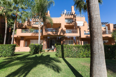 2 Bedroom Ground Floor Apartment in Nueva Andalucía - Image 2