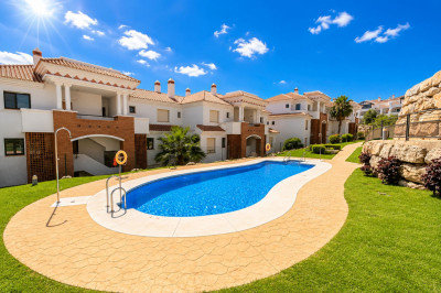 2 Bedroom Ground Floor Apartment in Casares Playa - Image 2