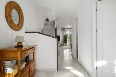 2 Bedroom Townhouse in Bel Air - Image 4