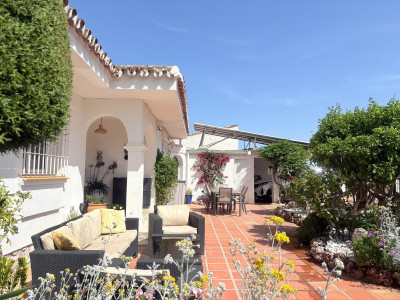 5 Bedroom Detached Villa in Cerros del Aguila - Image 1