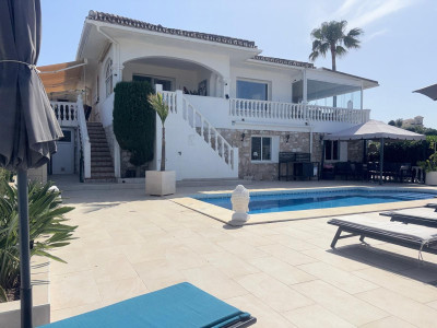 5 Bedroom Detached Villa in Cerros del Aguila - Image 3