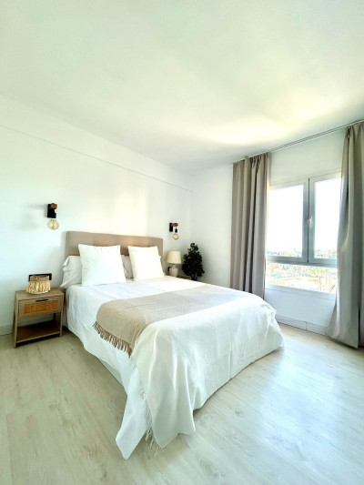 2 Bedroom Middle Floor Apartment in Nueva Andalucía