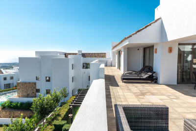 3 Bedroom Penthouse in Los Flamingos - Image 2