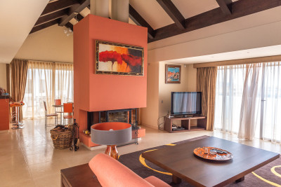 3 Bedroom Penthouse in Los Flamingos - Image 4