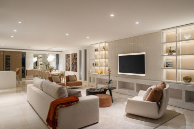 4 Bedroom Detached Villa in Marbella - Image 5