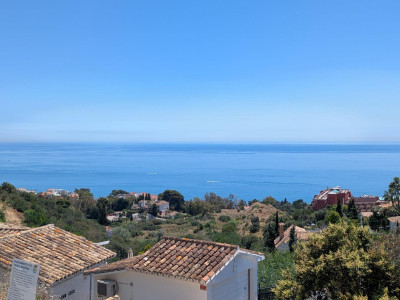 3 Bedroom Detached Villa in Benalmadena - Image 3