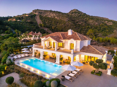 7 Bedroom Detached Villa in Benahavís - Image 1