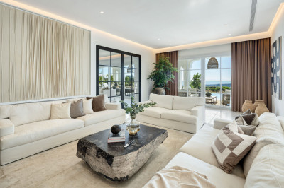 7 Bedroom Detached Villa in Benahavís - Image 3