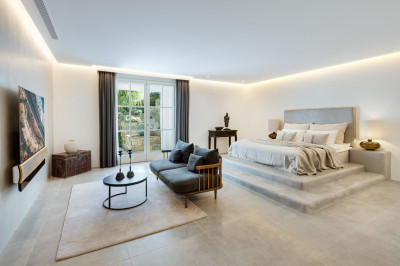 7 Bedroom Detached Villa in Benahavís - Image 5
