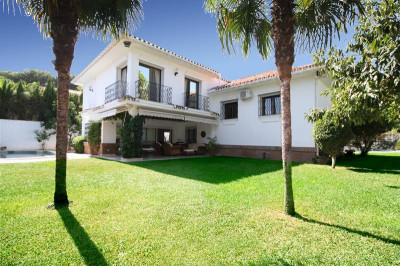 6 Bedroom Detached Villa in Los Monteros - Image 1