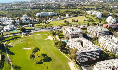 2 Bedroom Middle Floor Apartment in Guadalmina Alta - Image 1