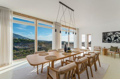 6 Bedroom Detached Villa in El Madroñal - Image 5