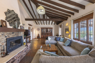 3 Bedroom Detached Villa in Mijas Golf - Image 2