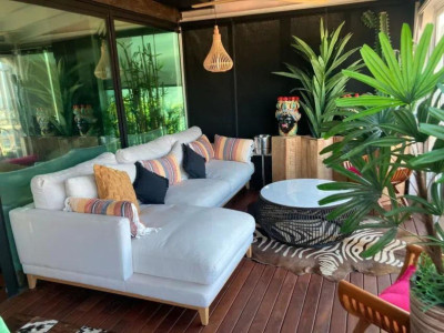 1 Bedroom Penthouse in Estepona - Image 2