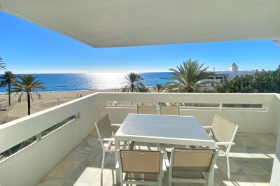 3 Bedroom Middle Floor Apartment in Marbella - Image 2