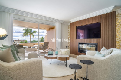 4 Bedroom Middle Floor Apartment in Nueva Andalucía - Image 5