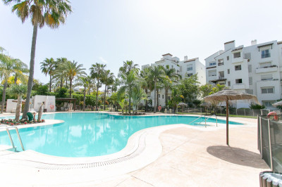 3 Bedroom Middle Floor Apartment in Costalita - Image 1