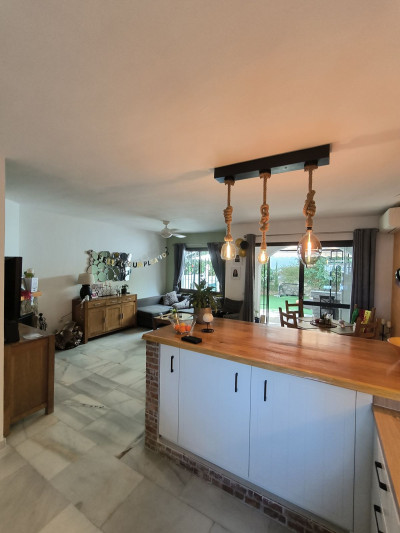 3 Bedroom Semi-Detached House in Cerros del Aguila - Image 4