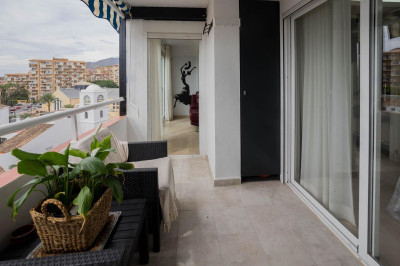 2 Bedroom Top Floor Apartment in Benalmadena - Image 4