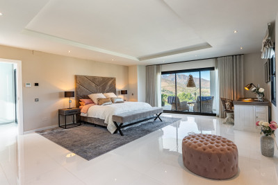 4 Bedroom Detached Villa in La Cala Golf - Image 5