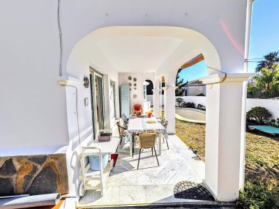4 Bedroom Detached Villa in Benalmadena Costa - Image 3
