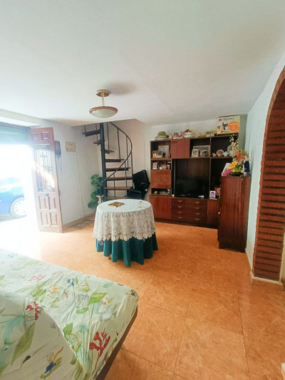 3 Bedroom Semi-Detached House in Estepona - Image 5