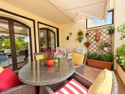 2 Bedroom Middle Floor Apartment in Los Arqueros - Image 3