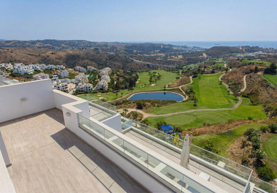 2 Bedroom Penthouse in Mijas - Image 2
