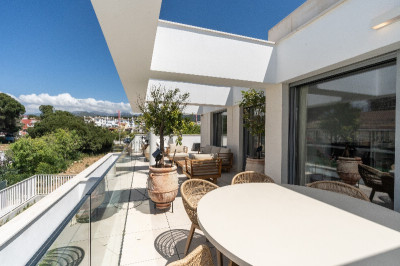 3 Bedroom Penthouse in Elviria - Image 2