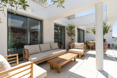 3 Bedroom Penthouse in Elviria - Image 4