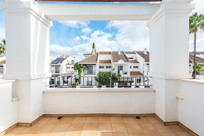 3 Bedroom Townhouse in Nueva Andalucía - Image 1