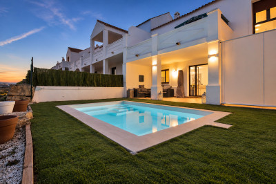 3 Bedroom Semi-Detached House in Doña Julia - Image 2