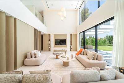 6 Bedroom Detached Villa in Los Monteros - Image 4