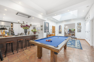 6 Bedroom Detached Villa in Sotogrande Alto - Image 4