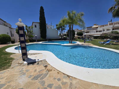 2 Bedroom Ground Floor Apartment in Marbella - Image 2
