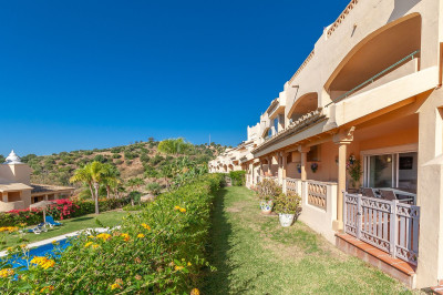 2 Bedroom Ground Floor Apartment in Elviria - Image 1