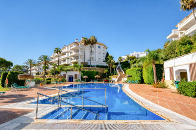 3 Bedroom Middle Floor Apartment in La Cala Golf - Image 4