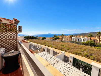 4 Bedroom Townhouse in Manilva - Image 3