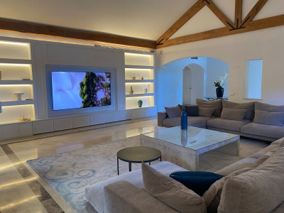 3 Bedroom Detached Villa in Estepona - Image 3