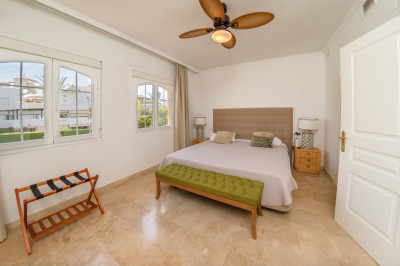 3 Bedroom Semi-Detached House in Nagüeles - Image 5