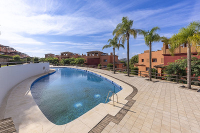 2 Bedroom Ground Floor Apartment in Casares - Image 2