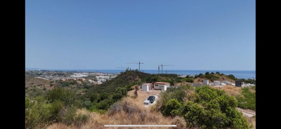 Residential Plot in Estepona - Image 3